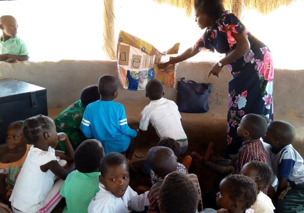잠비아 뭄브와 자립마을 교육자립