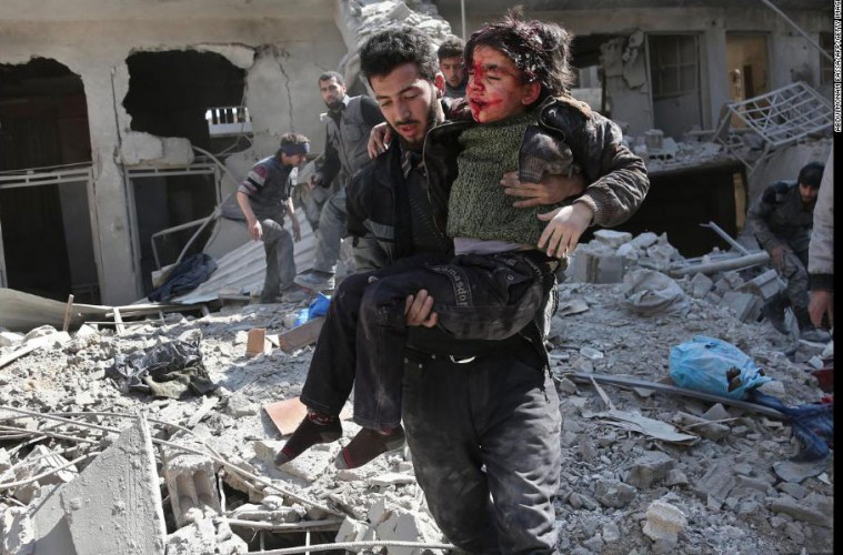 시리아 동구타 공습으로 260명이 숨졌다. 사진 출처: CNN International