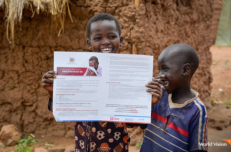 코로나19 메시지를 전달받은 우간다 비디비디 난민캠프 아동